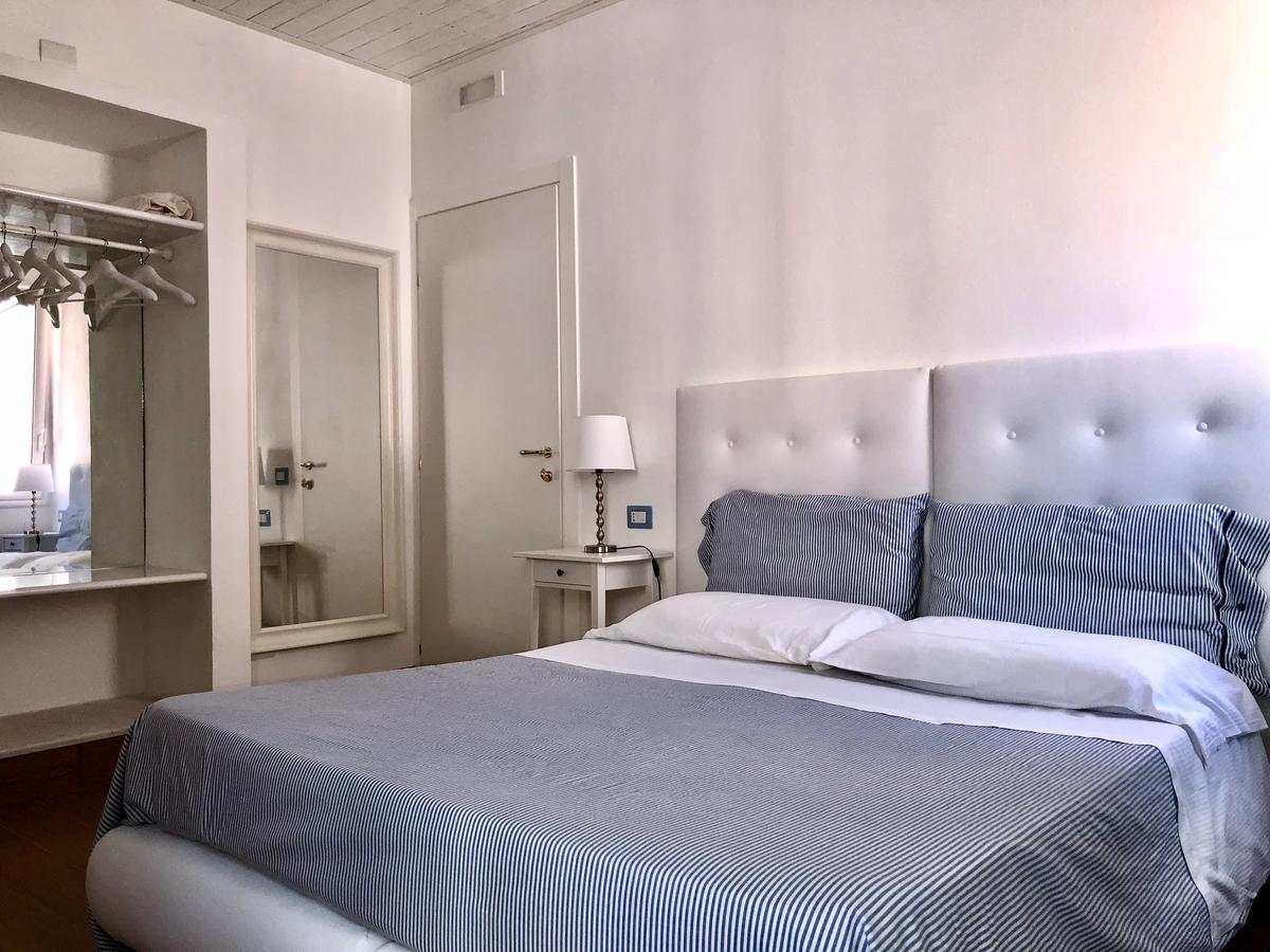 Sant'Agostino Suites & Rooms Мадзара-дель-Валло Екстер'єр фото